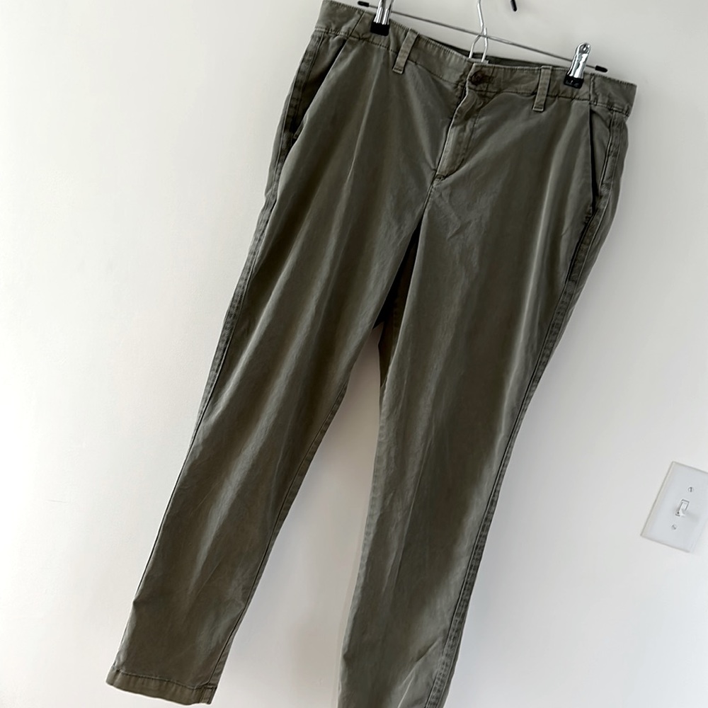 Gap Girlfriend Chino